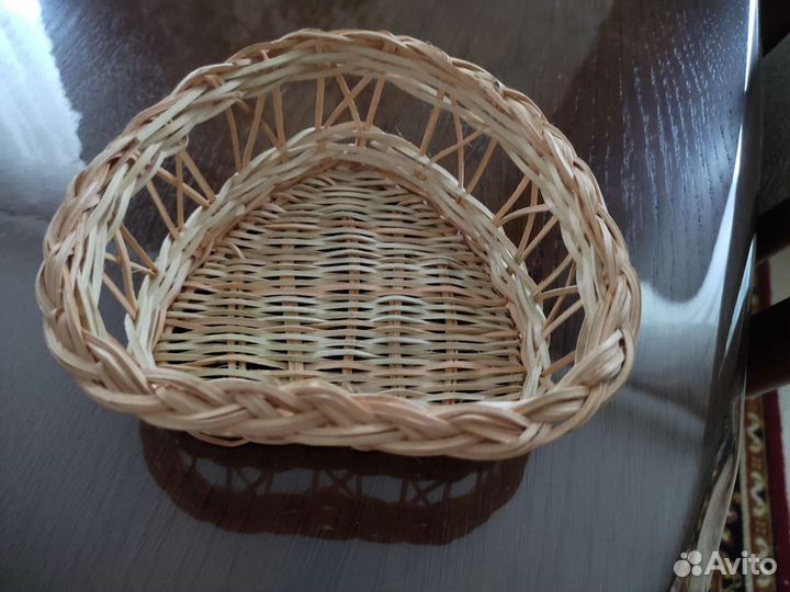 Корзина плетеная