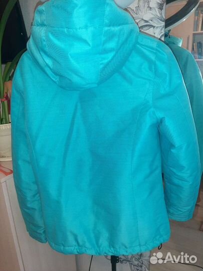 Горнолыжная куртка женская 42