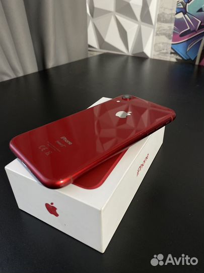 iPhone Xr, 64 ГБ