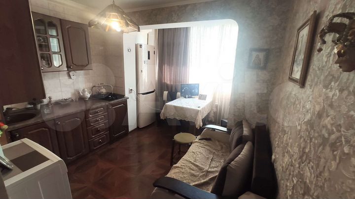 2-к. квартира, 52 м², 5/5 эт.