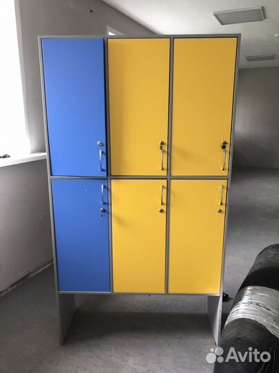 Шкафы для раздевалки