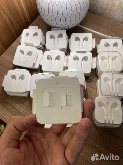 Упаковка коробка от наушников EarPods