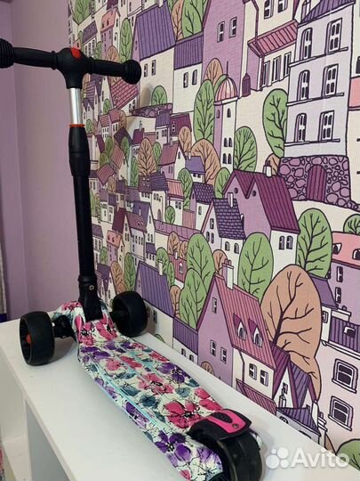 Самокат детский трехколесный