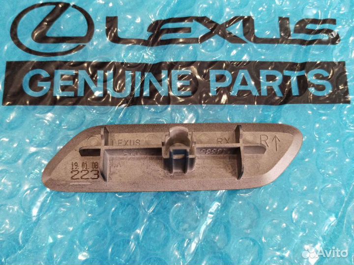 Крышка форсунки Lexus Rx (4) правая черная 15-19