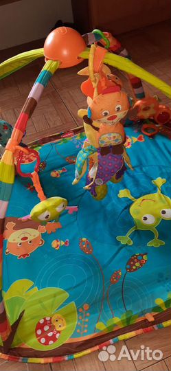 Развивающий коврик tiny love