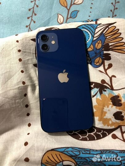 iPhone 12, 64 ГБ