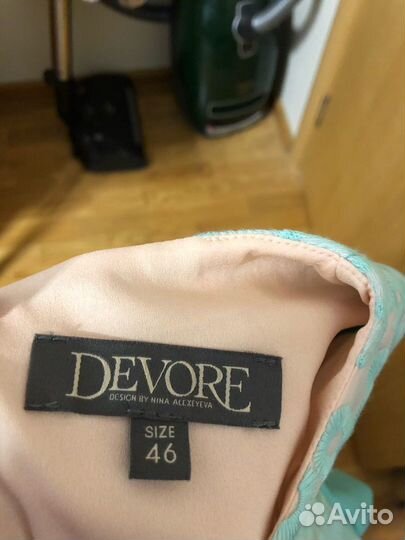 Вечернее платье 46 размера devore