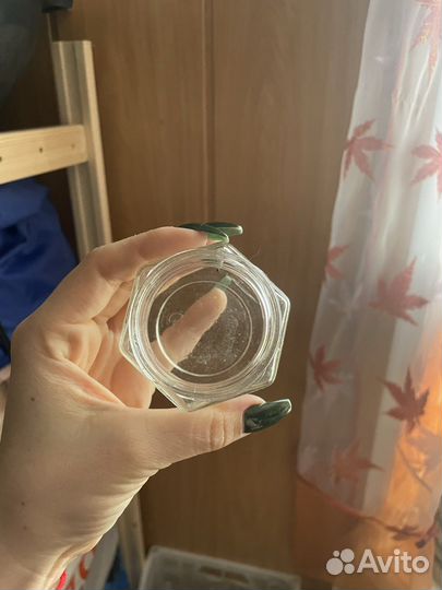 Баночка с черной крышкой 100 мл и 200 мл