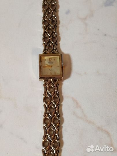 Часы наручные женские Voyage