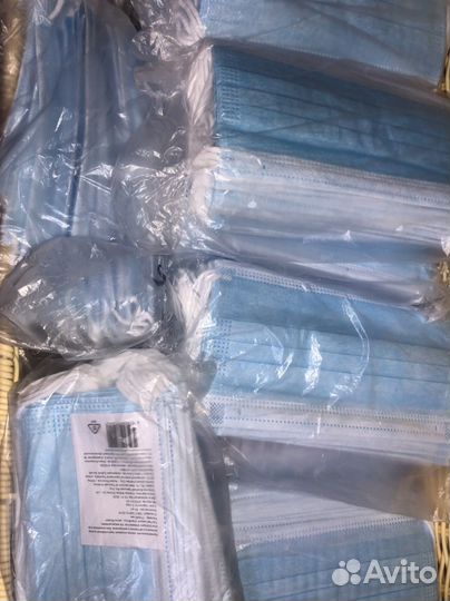 Маски одноразовые