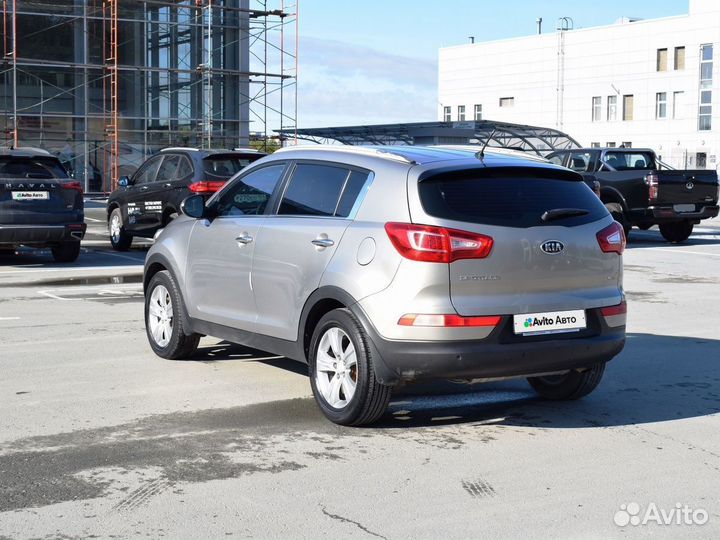 Kia Sportage 2.0 AT, 2011, 160 000 км