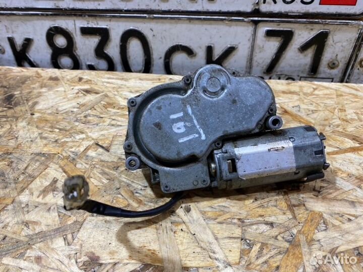 Моторчик заднего дворника Kia Sportage