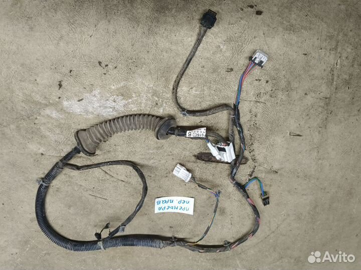 Проводка передней правой двери nissan primera P11