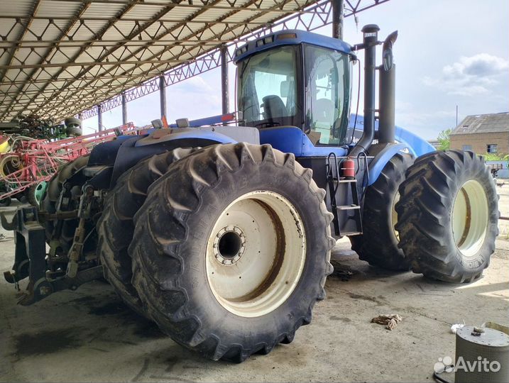 Трактор New Holland TJ430, 2006