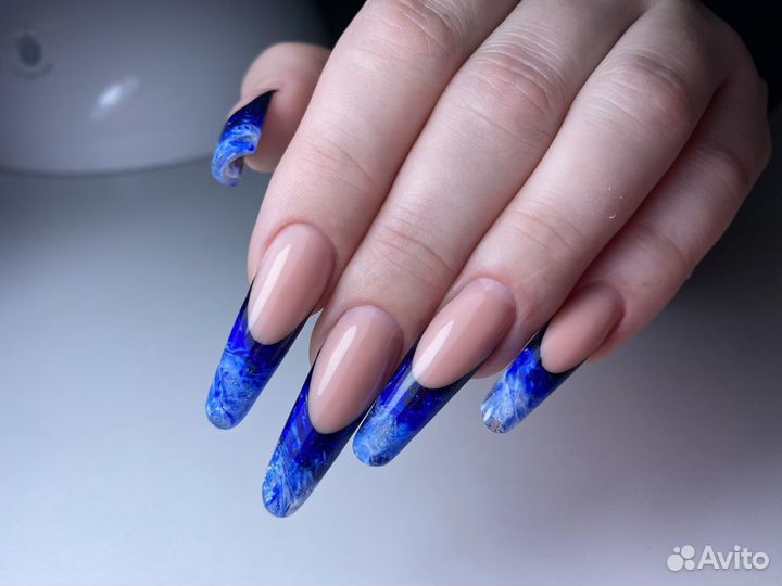 Маникюр с покрытием гель-лаком