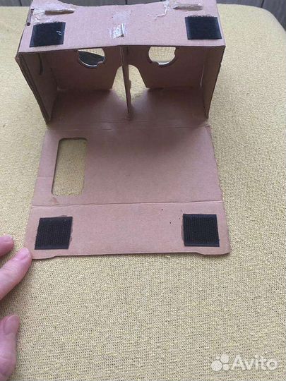 Очки виртуальной реальности картонные