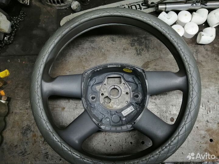 Руль audi a4 b7 серый пластик