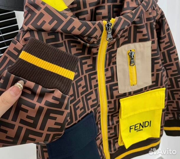 Детская куртка-ветровка Fendi