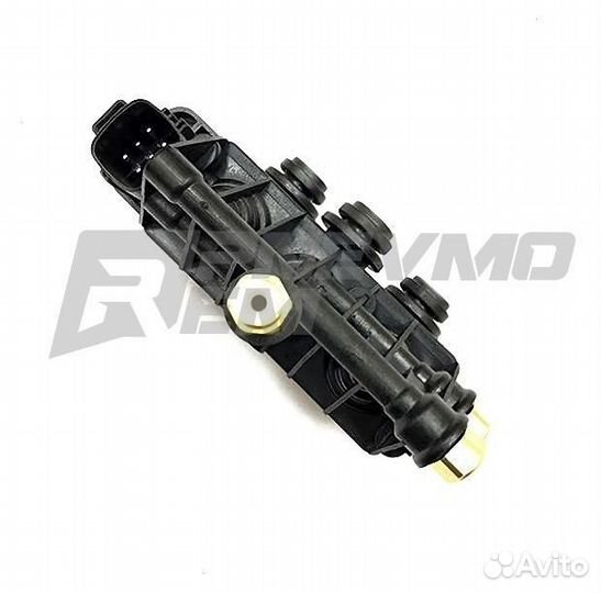 Блок клапанов пневмоподвески Land Rover Discovery