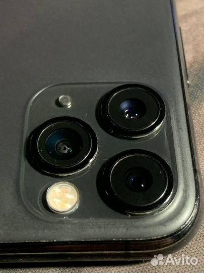 iPhone 11 Pro, 64 ГБ