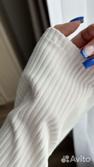 Спортивный костюм и платье