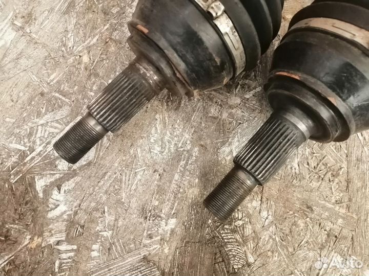 Привод передний Audi Q7 2005-2015 3.0 TDI