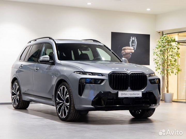 BMW X7 3.0 AT, 2023, 7 002 км
