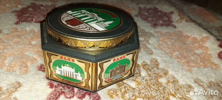 Музыкальная шкатулка ВДНХ Новая, шапочка белидэнс