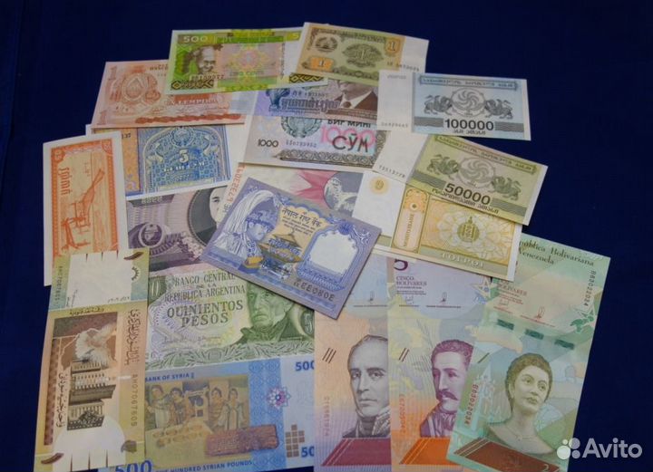 Банкноты разных стран мира 19шт (состояние UNC)