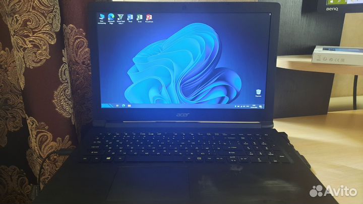 Игровой ноутбук на Ryzen 3 2200/8GB