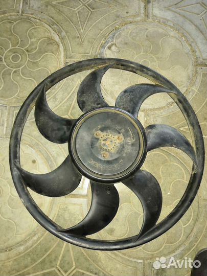 Вентилятор на ларгус