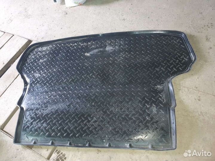 Коврик в багажник Kia Rio