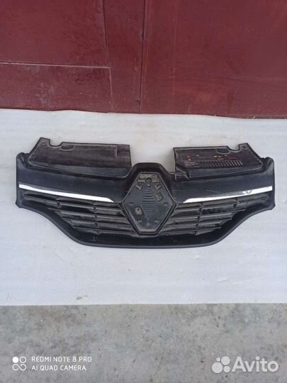 Решётка радиатора Logan 2, Sandero 2, оригинал