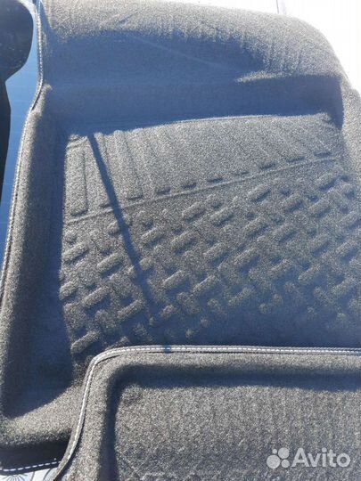 Коврики на hyundai solaris 3D восковые с бортами