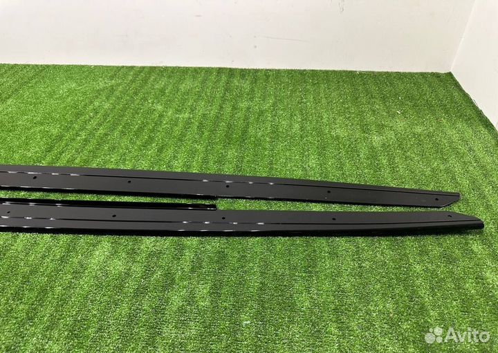 Лезвия под пороги глянец BMW F10 F11