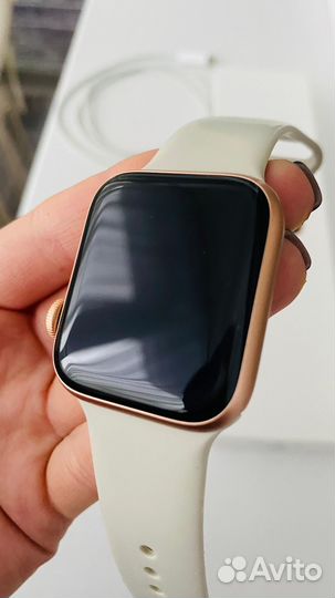 Часы Apple watch se 40 mm 2021