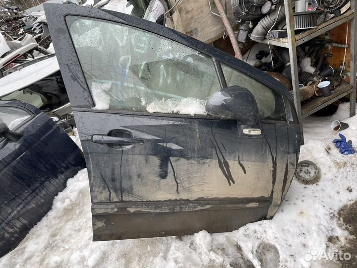 Peugeot 308 дверь передняя правая