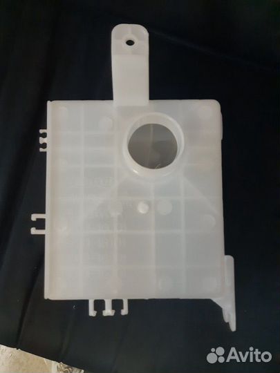 Бачок омывателя Kia Rio 2 JB