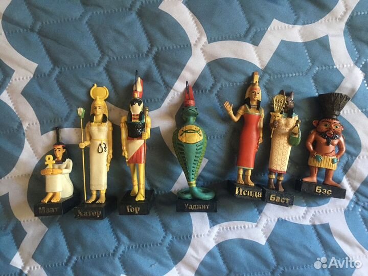 Статуэтки египетских богов (7 шт.)