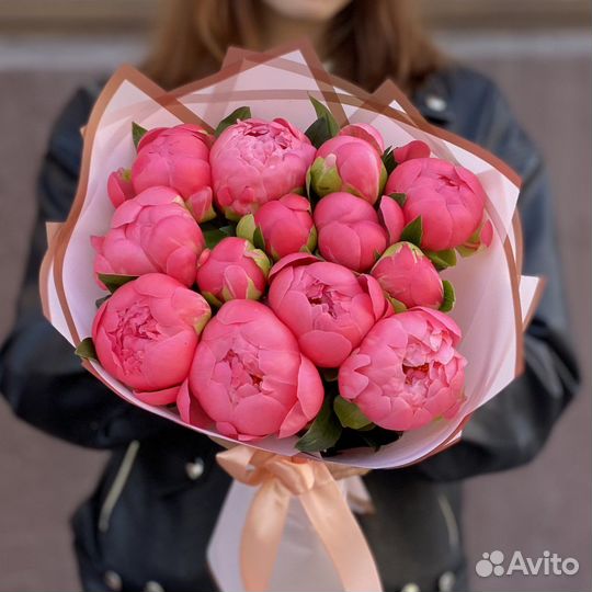 Пионы букет