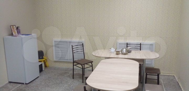 Комната 24 м² в 3-к., 2/2 эт.