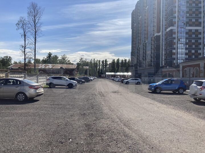 Машиноместо, 13 м²