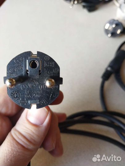 Кабель питания для компьютера