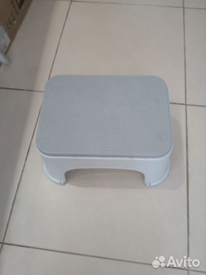 Подставка под ноги.табурет.массажор для ног