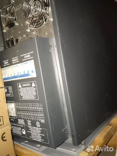 Источник безперибойного питания (Riello )