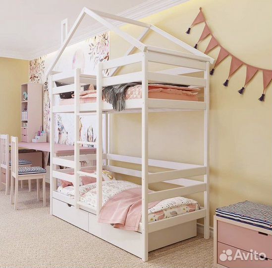 Двухярусная кровать особая