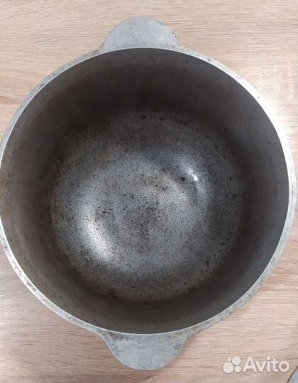 Казан чугунный бу