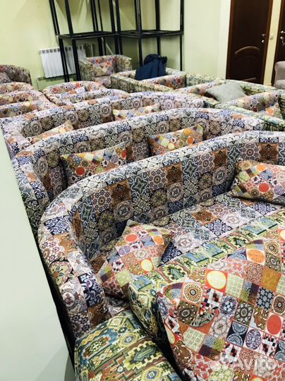 Диваны для кафе