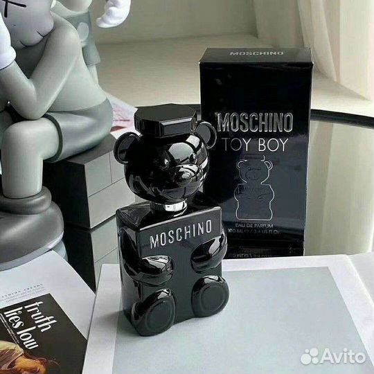 Moschino toy boy оаэ 100мл