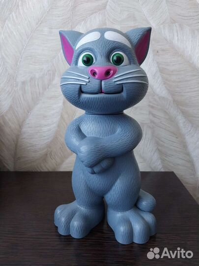 Говорящий кот Том